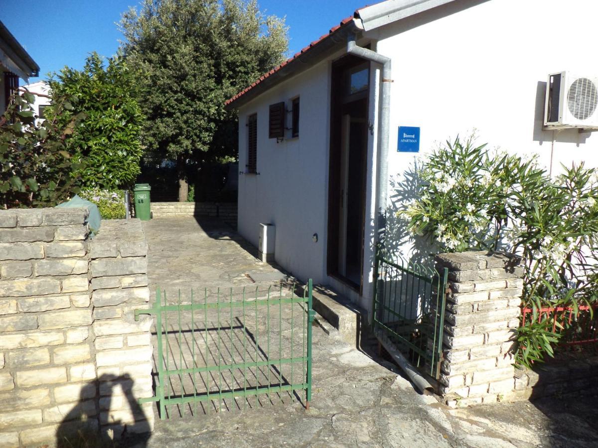 Apartment Blanka Petrcane Exterior foto